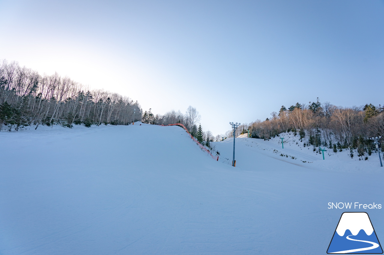 清里町緑スキー場｜起伏に富んだ地形が楽しい！静かな大自然の中に佇むローカルゲレンデ。